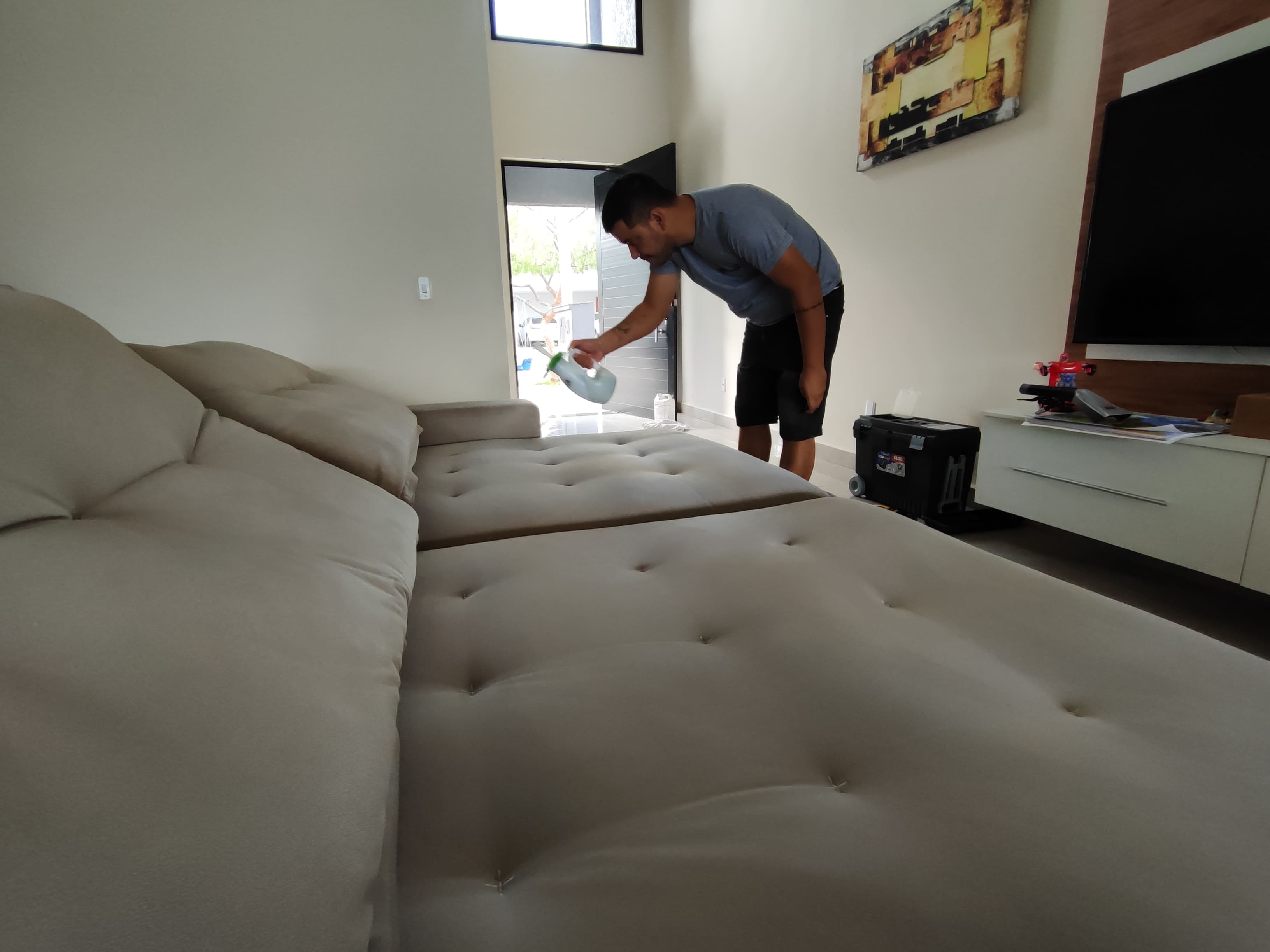 limpeza de sofa